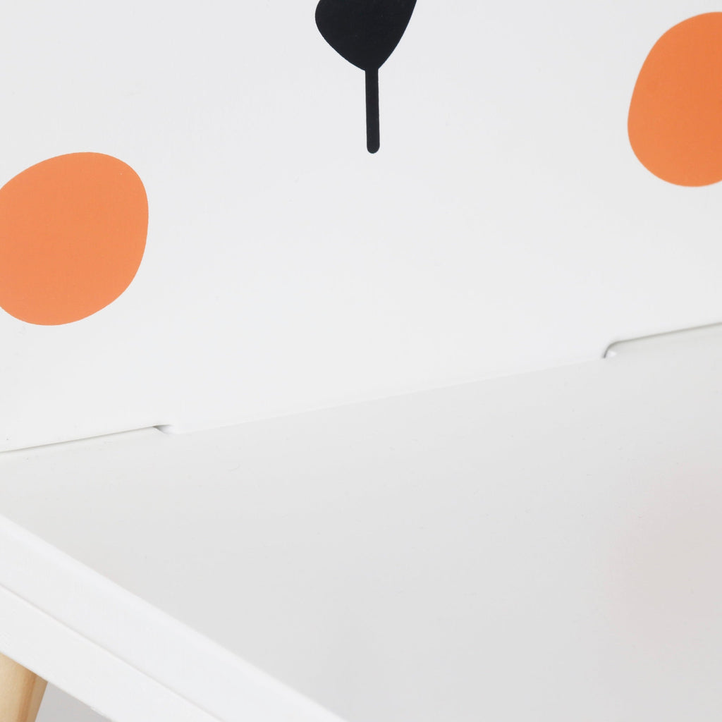 Juego de Mesa y Sillas Infantiles con Diseño de Animales W08G410B